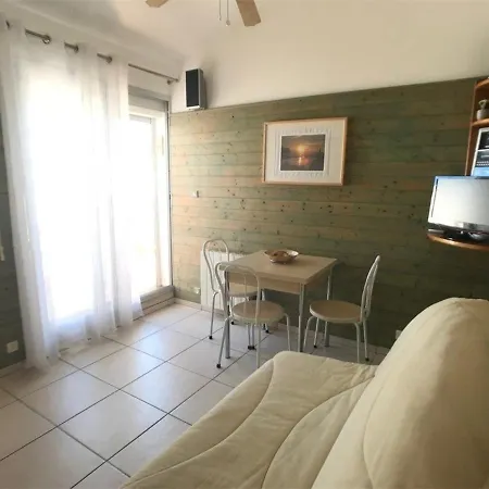 Apartment T2 A 150m De La Plage, 5 Couchages, Terrasse, Parking, Proche Commerces - Port - Fr-1-81-71 *